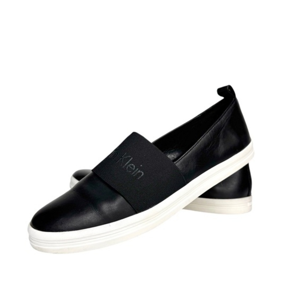 Calvin‎ Klein Black leather slip on sneaker Size 8.5 Casual business Office goth